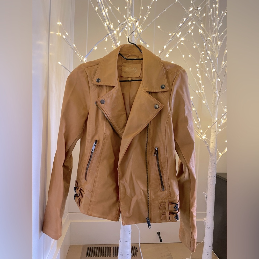 Women’s Mustard Faux Leather